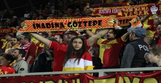 Spor Toto Süper Lig: Göztepe: 0 - Beşiktaş: 0 (İlk Yarı)