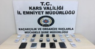 Karsta Kaçak Telefon Ele Geçirildi