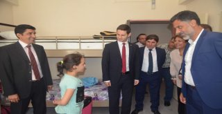 Çikolata Devinden Selendide Eğitime Destek