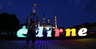 2018 Kırkpınar Şampiyonu Orhan Okulu Hamam Geleneğini Bozmadı