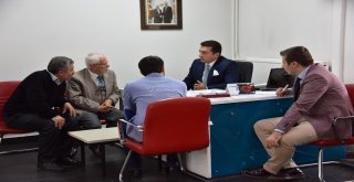 Başkan Bakıcı Vatandaşları Tek Tek Dinliyor