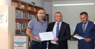 Gedizde En Çok Kitap Okuyan Öğrenciler Ödüllendirildi