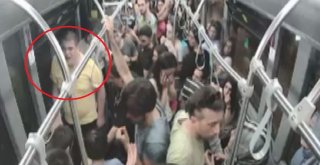 Öfke Krizi Geçiren Otizmli Gence Otobüs Sürücüsünden Örnek Müdahale