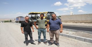 Malazgirtte Sıcak Asfalt Çalışması