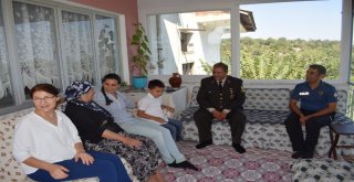 Kaymakam Büyüknalçacıdan Şehit Yakınlarına Bayram Ziyareti