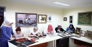 Bağcılarlı Kadınlar Stres Ve Sıkıntılarını Filografi Yaparak Atıyorlar