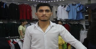 Okulların Açılacak Olması Esnafı Sevindirdi