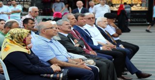 Şehitlerin Kıyafetleri Sakaryada Sergilendi