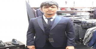 Damattan Geriye Son Pozu Kaldı