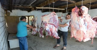 İhh Azerbaycanda Kurban Kesimi Yaptı