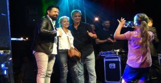 Bulgar Sanatçılar Çorluluları Coşturdu