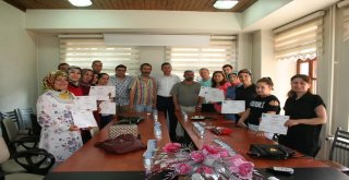 Çayemder, Girişimcilik Kursundaki Kursiyer Belgelerini Aldı