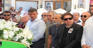 Fazıl Say Annesini Son Yolculuğuna Uğurladı