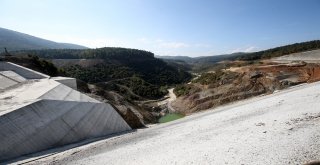 Vali Balkanlıoğlu: “Akçay Barajı Türkiyeye Örnek Bir Proje”