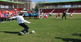 Başkan Şahin: “Gençlerimizi Kötü Alışkanlıklardan Korumak İçin En Etkili Yol Spor”