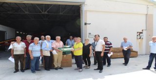 Bal Üreticilerine Kovan Altlığı Dağıtıldı