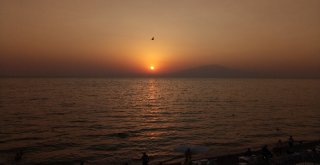 Gün Batımı Van Gölünde İzlenir