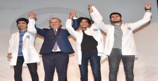 Esogü Tıp Fakültesinin Yeni Öğrencileri Beyaz Önlüklerini Giydi