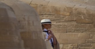 First Lady Trumpın Mısır Kombini Gündem Oldu