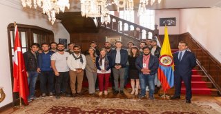 Tikanın Genç Gönüllüleri Latin Amerikada