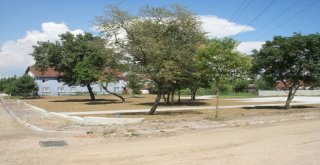 Kartepede Park Yapımları Devam Ediyor