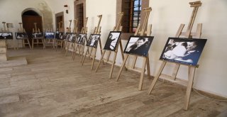 Alaşehirde Atatürkün Fotoğrafları Sergilendi