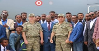 60 Somalili Subay Türkiyede Eğitilecek