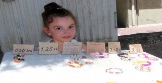 Miniklerden Sokak Hayvanları İçin Anlamlı Proje