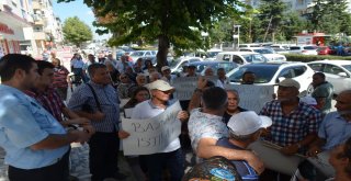 Halk Chpli Belediyeye Yürüdü, Başkanı İstifaya Çağırdı