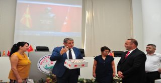 Makedonya Atatürkçü Derneğinin Gençlerinden Başkan Çalkayaya Ziyaret