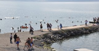 Çıldır Gölü Ege Sahillerini Aratmıyor