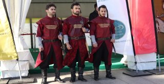 Kemankeş Türk Okçuluğu Sergisi Pekinde Açıldı