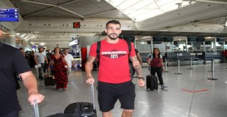 Negredo, Al Nasr İçin Dubaiye Gitti