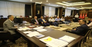 Ahududu Yetiştiricileri Büyükşehirde