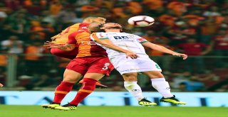 Spor Toto Süper Lig: Galatasaray: 1 - Aytemiz Alanyaspor: 0  (İlk Yarı)