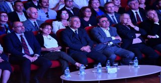 İzmir Modeline Akademisyen Çalışması
