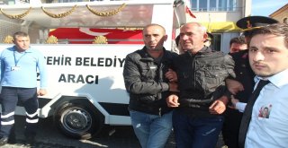 İzmir Şehidini Uğurladı
