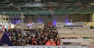 Binlerce Genç Oyun Fuarında Eğlenceli Dakikalar Yaşadı