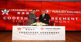 Thy İle Hong Kong Havayolları Ortak Uçuş Anlaşması İmzaladı