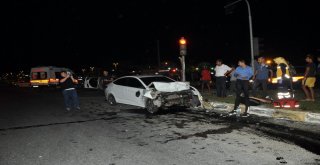 Antalyada Kazak Sürücülerin Karıştığı Trafik Kazası: 5 Yaralı