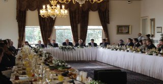 Başkan Uysal, İstanbulda Görev Yapan Başkonsoloslarla Bir Araya Geldi