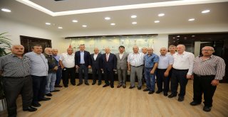 Nevşehirliler Başkan Yaşarı Ziyaret Etti