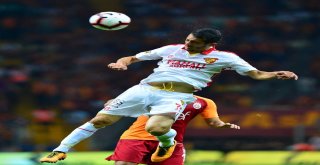 Spor Toto Süper Lig: Galatasaray: 1 - Göztepe: 0 (İlk Yarı)