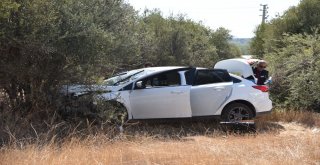 Ağaca Çarpan Otomobilde Bıçaklanmış Olarak Bulundu, Hastanede Öldü