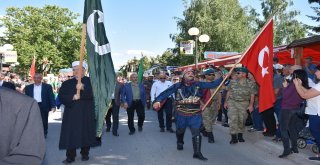 Şehzadeler Belediyesi Ayvaz Dede Şenliklerine Katıldı