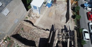 Tarihi Binanın Ana Hatları Ortaya Çıkarıldı