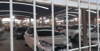 Kapalı Otoparklar Dolup Taşınca Pazaryeri Otoparka Çevrildi