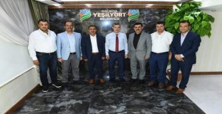 İşadamlarından Yeşilyurt Belediyesine Övgü