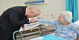 Manisa Protokolü Bayramlaştı