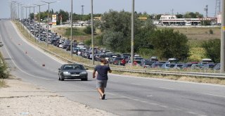 Gurbetçiler Akın Akın Dönüyor